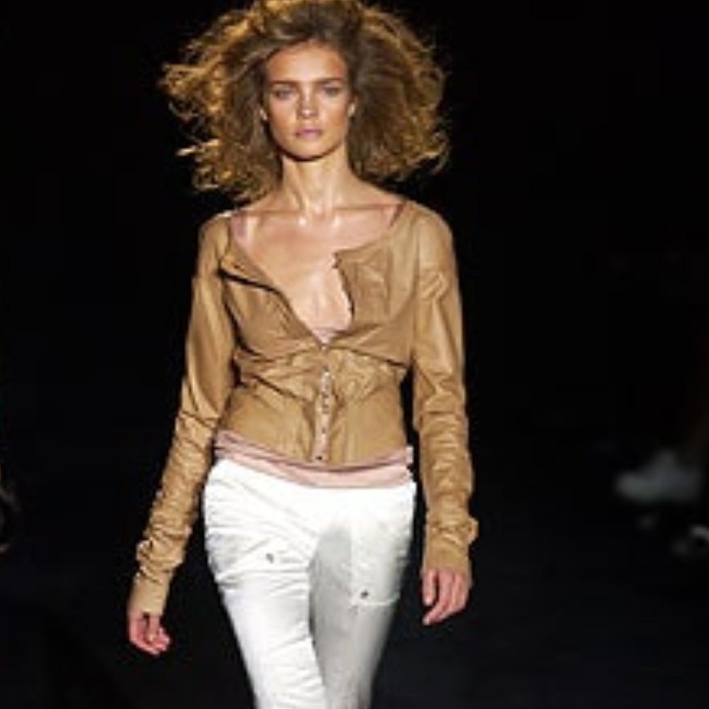 Gucci x Tom Ford Spring 2003 Ruched Leather Jacket Silk lined size 40 US size 4
